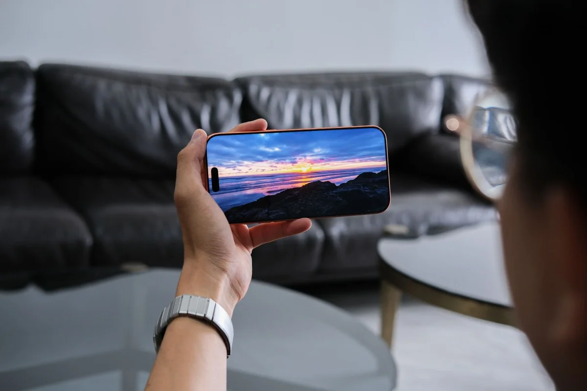 hình ảnh iPhone 17 Pro Max thực tế