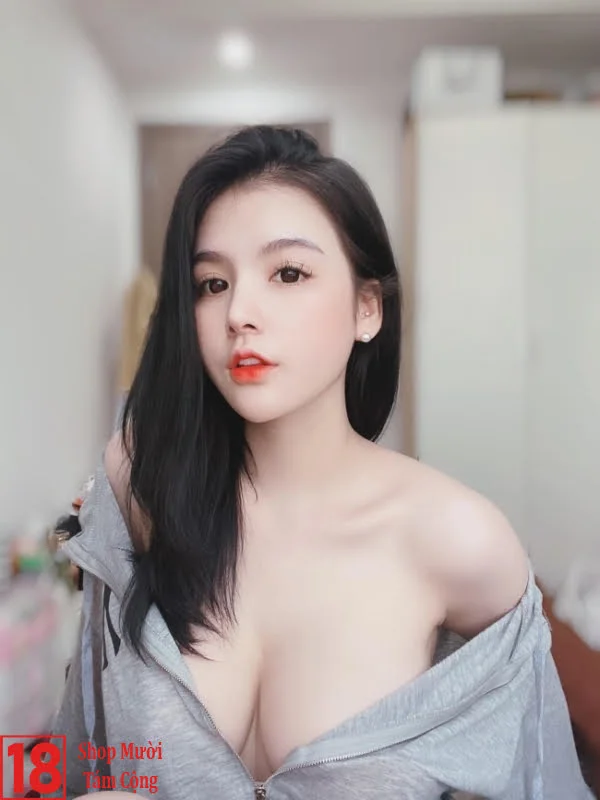 Gái Xinh Khoe Vú To Tròn Căng Mọng (6)