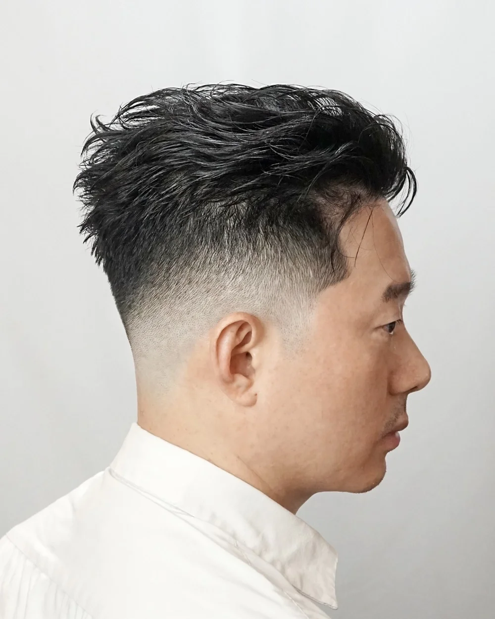 Kiểu tóc undercut pompadour cổ điển và sang trọng