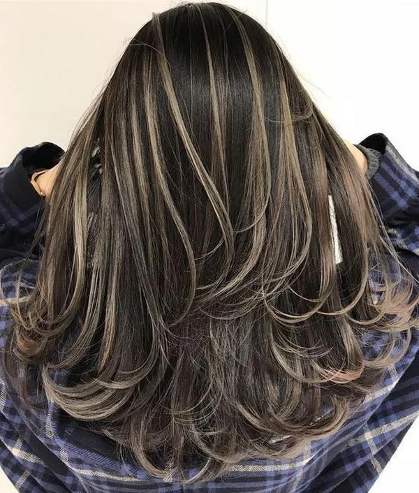 nhuộm highlight cho tóc đen