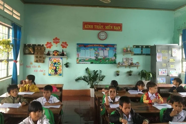 Gợi ý hình ảnh trang trí lớp học thân thiện cho lớp tiểu học (2)