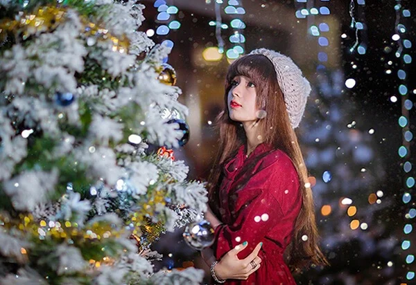 Lưu Ngay Những Bí Kíp Chụp Ảnh Đẹp Cho Đêm Noel